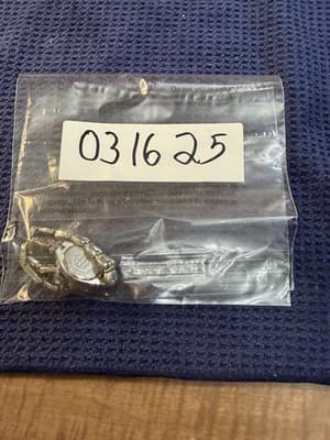 Advance FG92705W Ladies Gold Tone Green Dial Oval Quartz Watch Japan Movt - Thumbnail 5