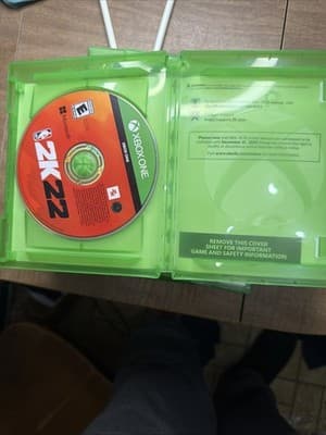 NBA 2K22 - Microsoft Xbox One - Thumbnail 2