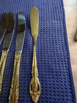 Estia Baroque Gold Korea 11pc Knife Lot 10 Dinner Knives 1 Butter Spreader GP - Thumbnail 4
