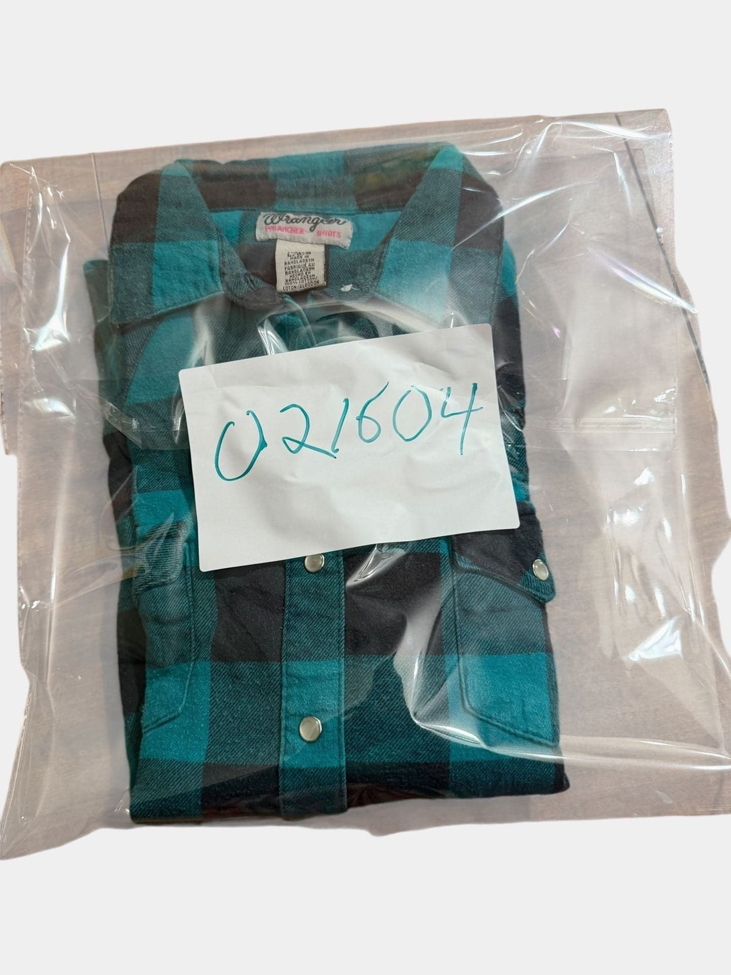 Wrangler Women’s Large Teal Black Plaid Western Pearl Snap Flannel Shirt - Thumbnail 5