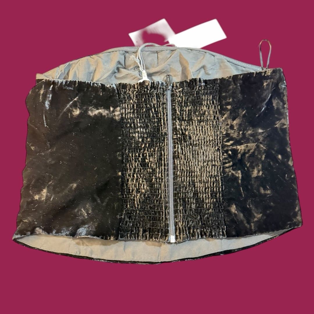 NWT WAYF Black Crushed Velvet Strapless Bow Tube Top Size XL - Thumbnail 2