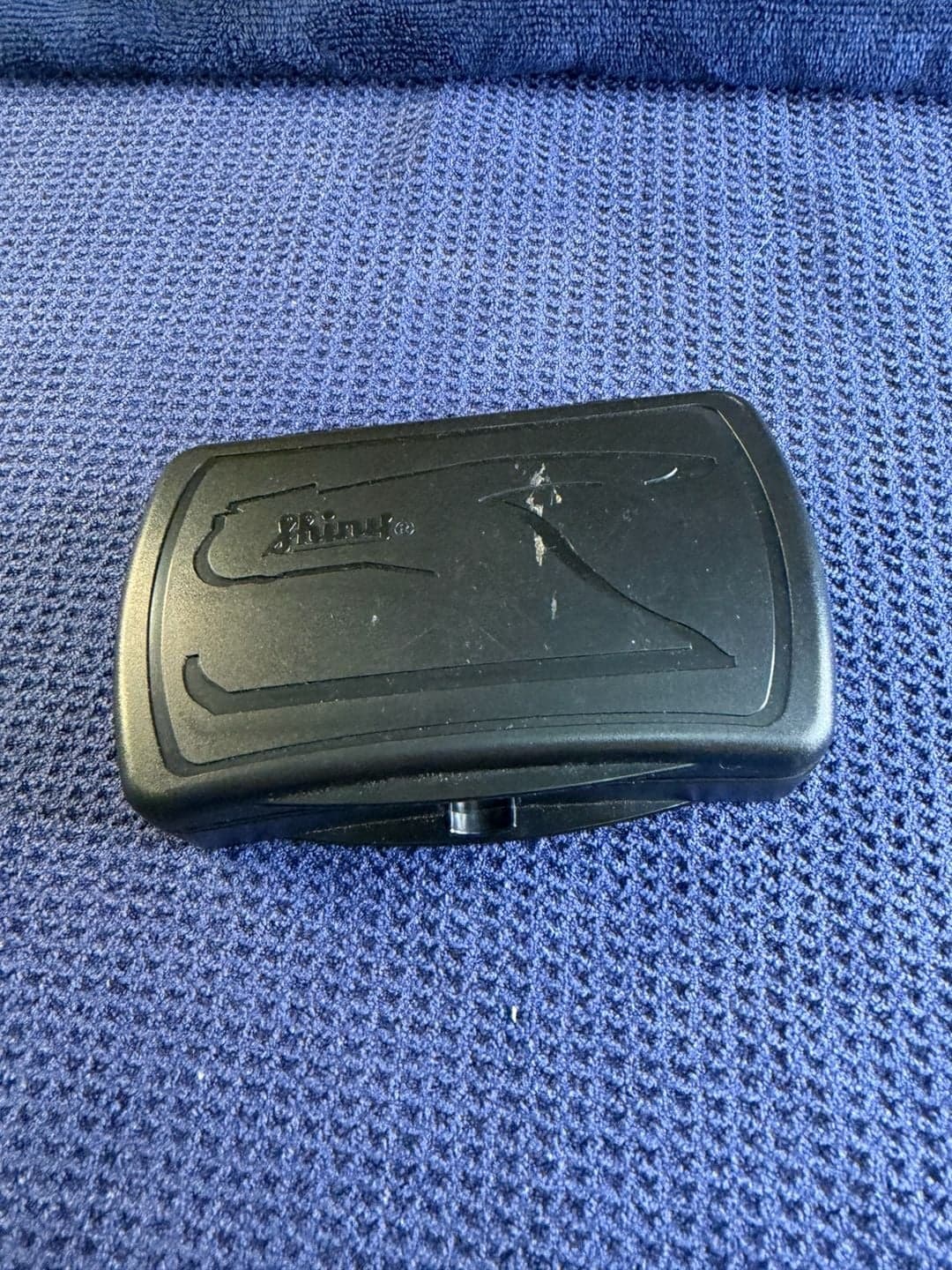 Shiny Model-EM Handheld Embosser Seal Press with Plastic Carrying Case - Thumbnail 3