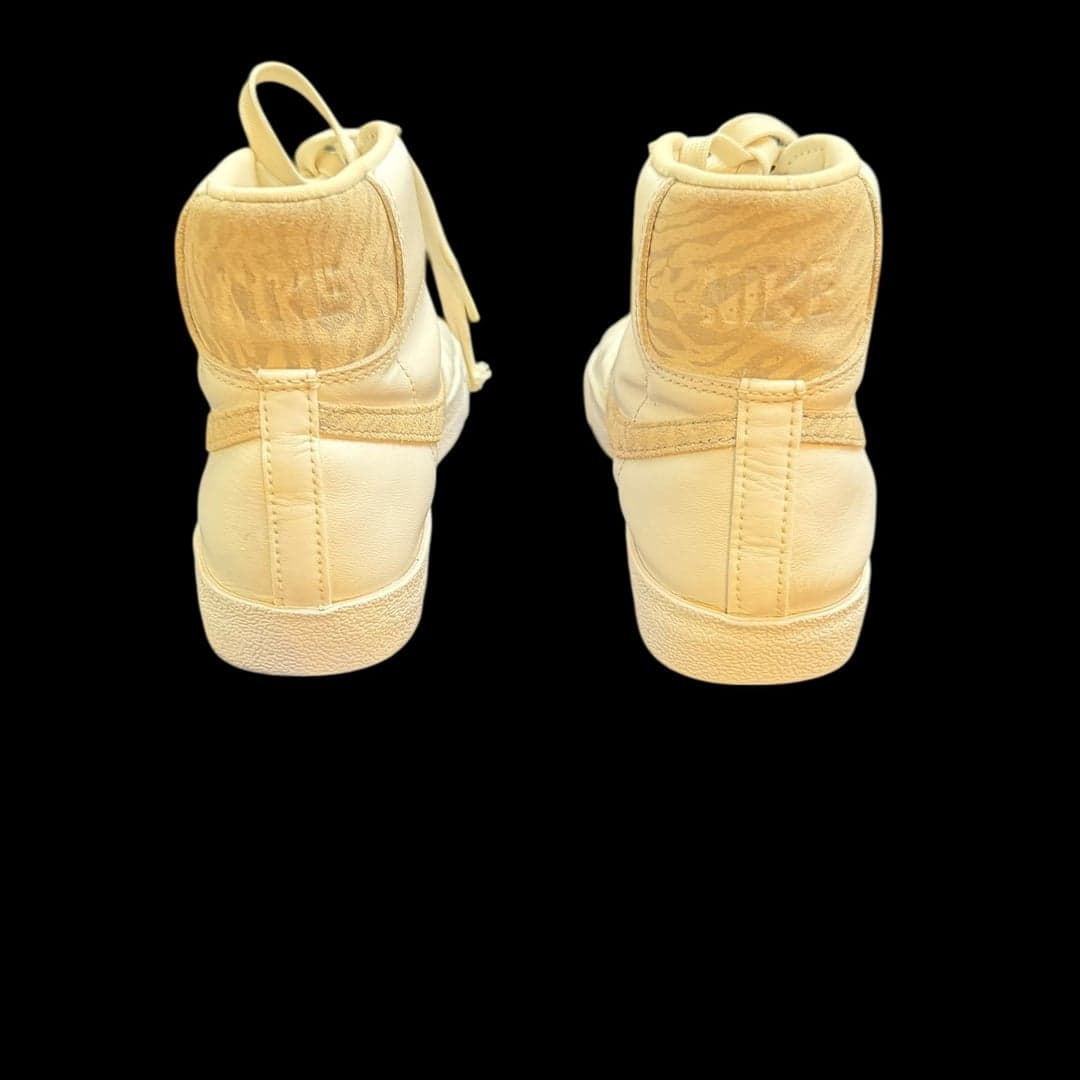 Nike Blazer Mid White Sail Suede Swoosh Men’s Size 8 DH9633-101 - Thumbnail 4