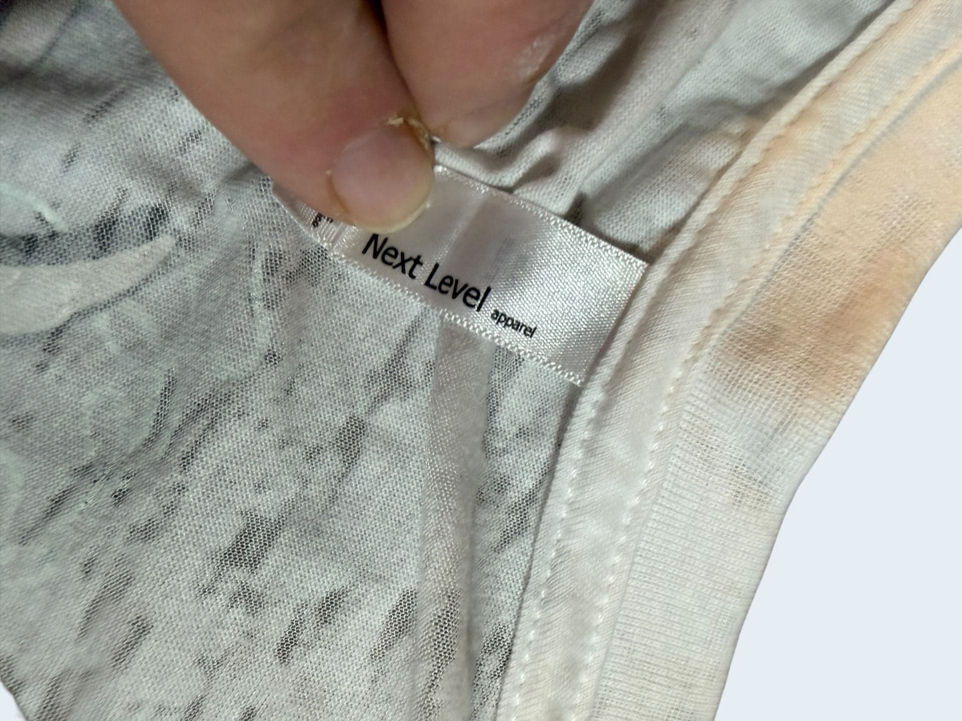 Womens Sturgis 2018 Black Hills Rally Eagle Graphic V-Neck T-Shirt Size L - Thumbnail 3