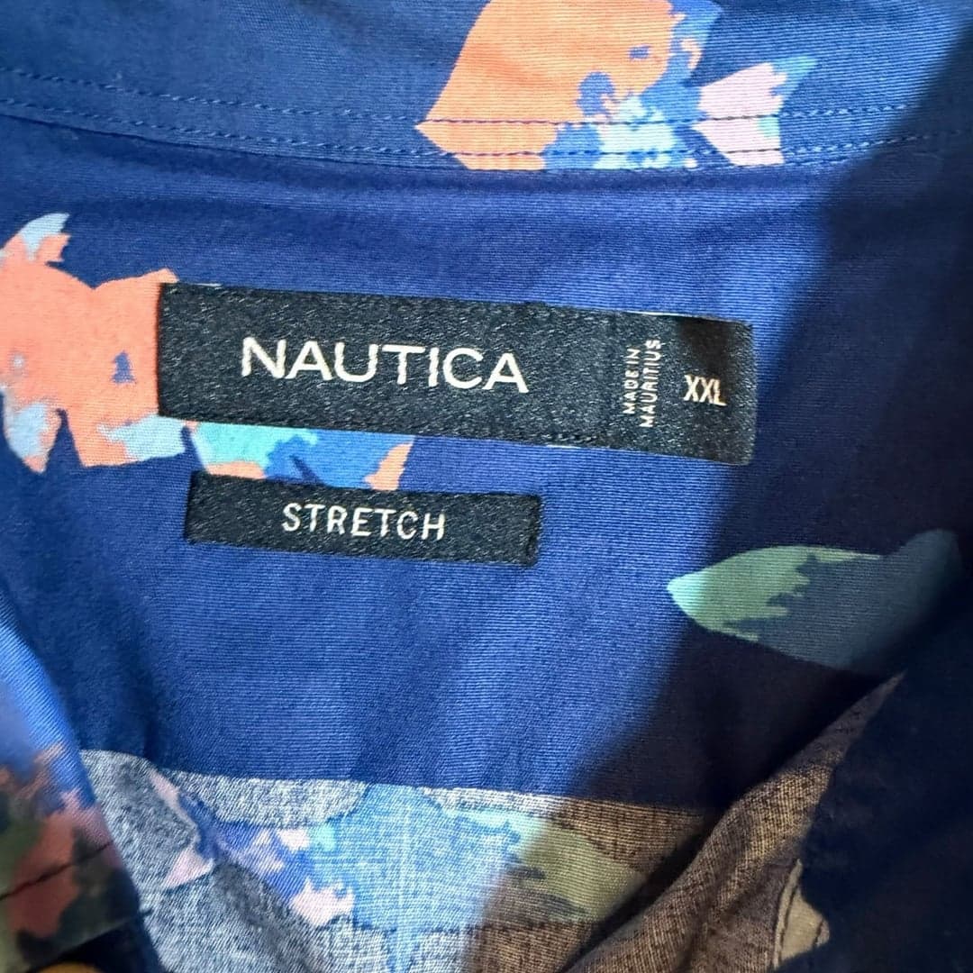 Nautica Men's XXL Watercolor Fish Print Short Sleeve Stretch Button Down Shirt - Thumbnail 3