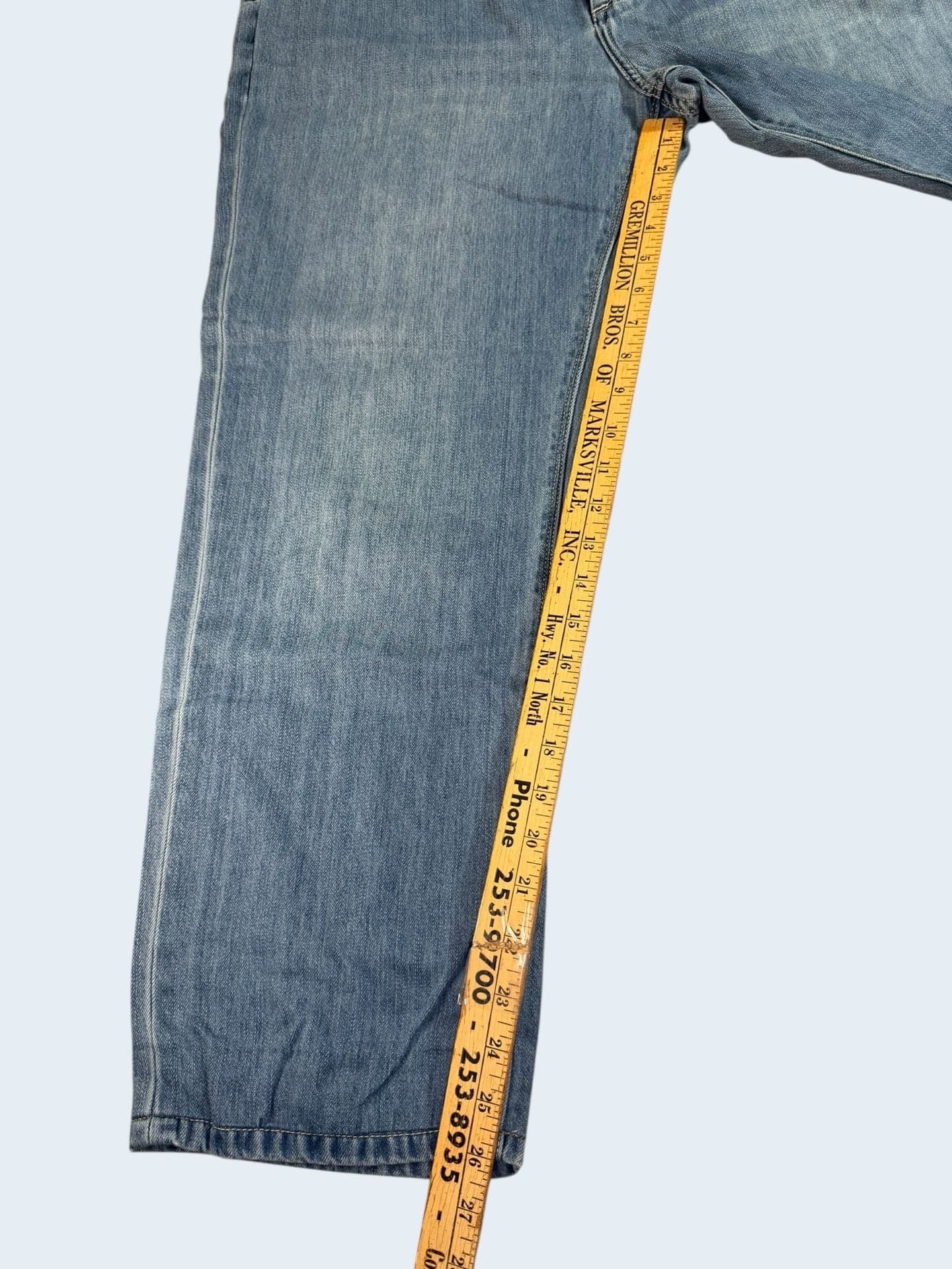 Tommy Bahama Men's Light Wash Relaxed Straight Fit Jeans Size 40 - Thumbnail 8