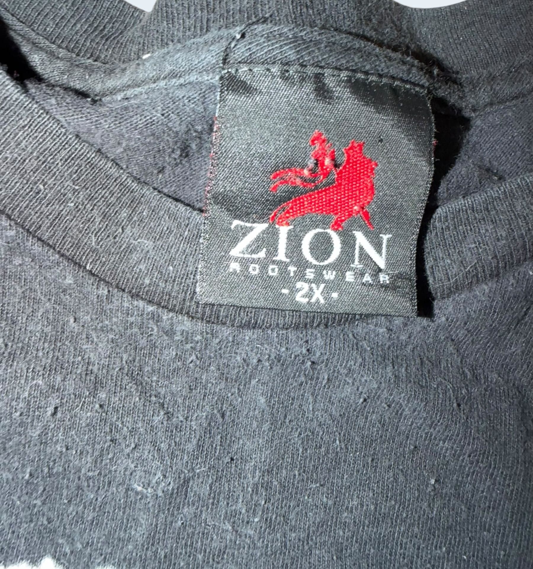 Vintage 2009 Zion Rootswear Johnny Cash Middle Finger Graphic T-Shirt 2X - Thumbnail 3