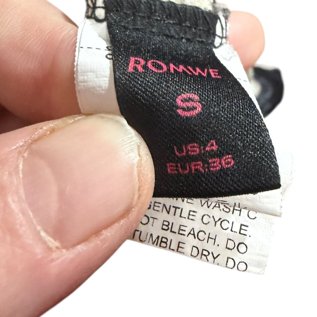 Romwe Grunge Punk Y2K Velvet Skull and Crossbones Lounge Shorts - Thumbnail 3