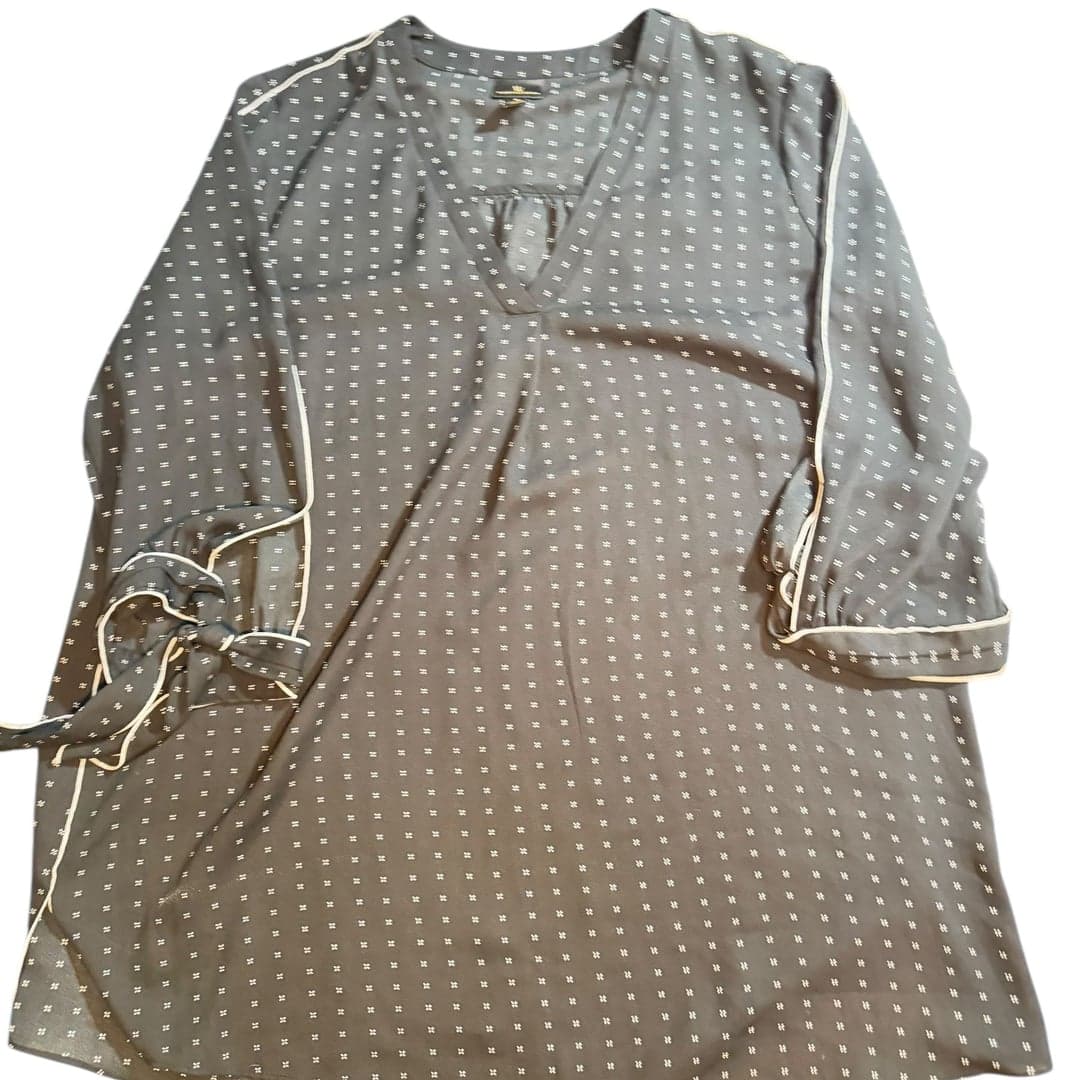 Worthington Womens L Gray Geometric Print V Neck Long Sleeve Blouse - Image 1