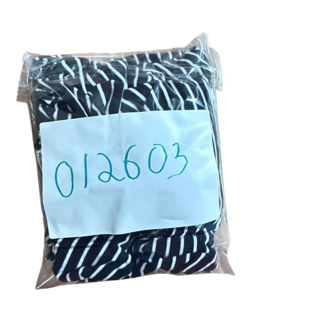 Old Navy Women’s Large Black White Striped Cold Shoulder Long Sleeve Top - Thumbnail 5