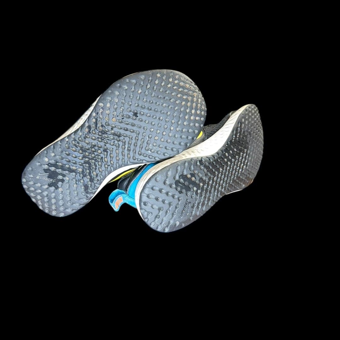 Nike Revolution 5 Youth Running Shoes - Size 12C - Thumbnail 5