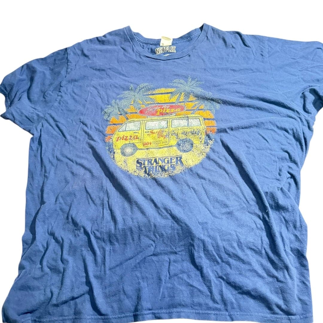 Netflix Stranger Things Surfer Boy Pizza Van Sunset Graphic T-Shirt 2XL - Image 1