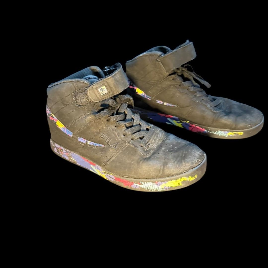 FILA Youth High Top Sneakers Black Paint Splatter Strap Size 6 EU 38 - Image 1