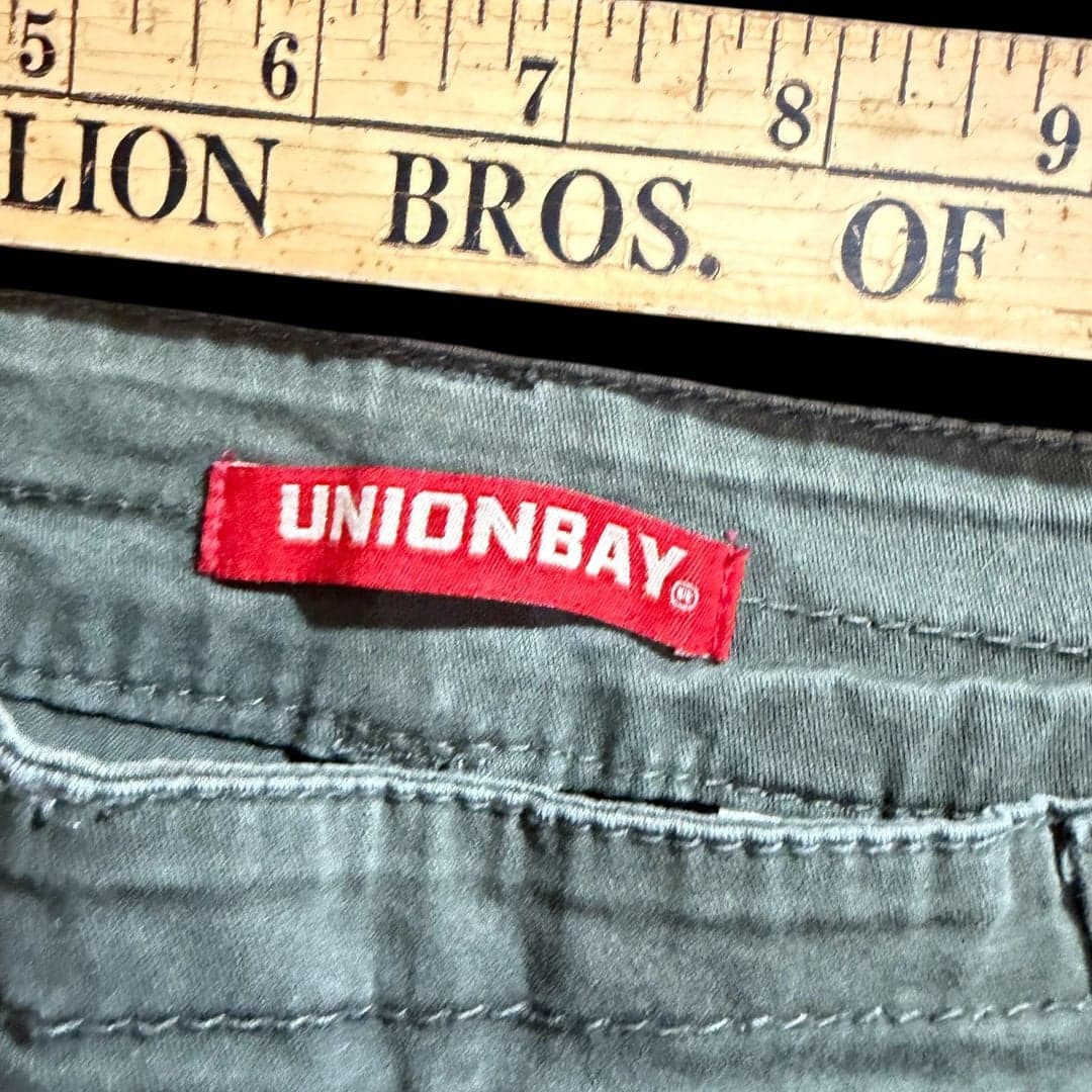 Unionbay Women’s Olive Green Utility Cargo Pants Slim Fit - Thumbnail 5