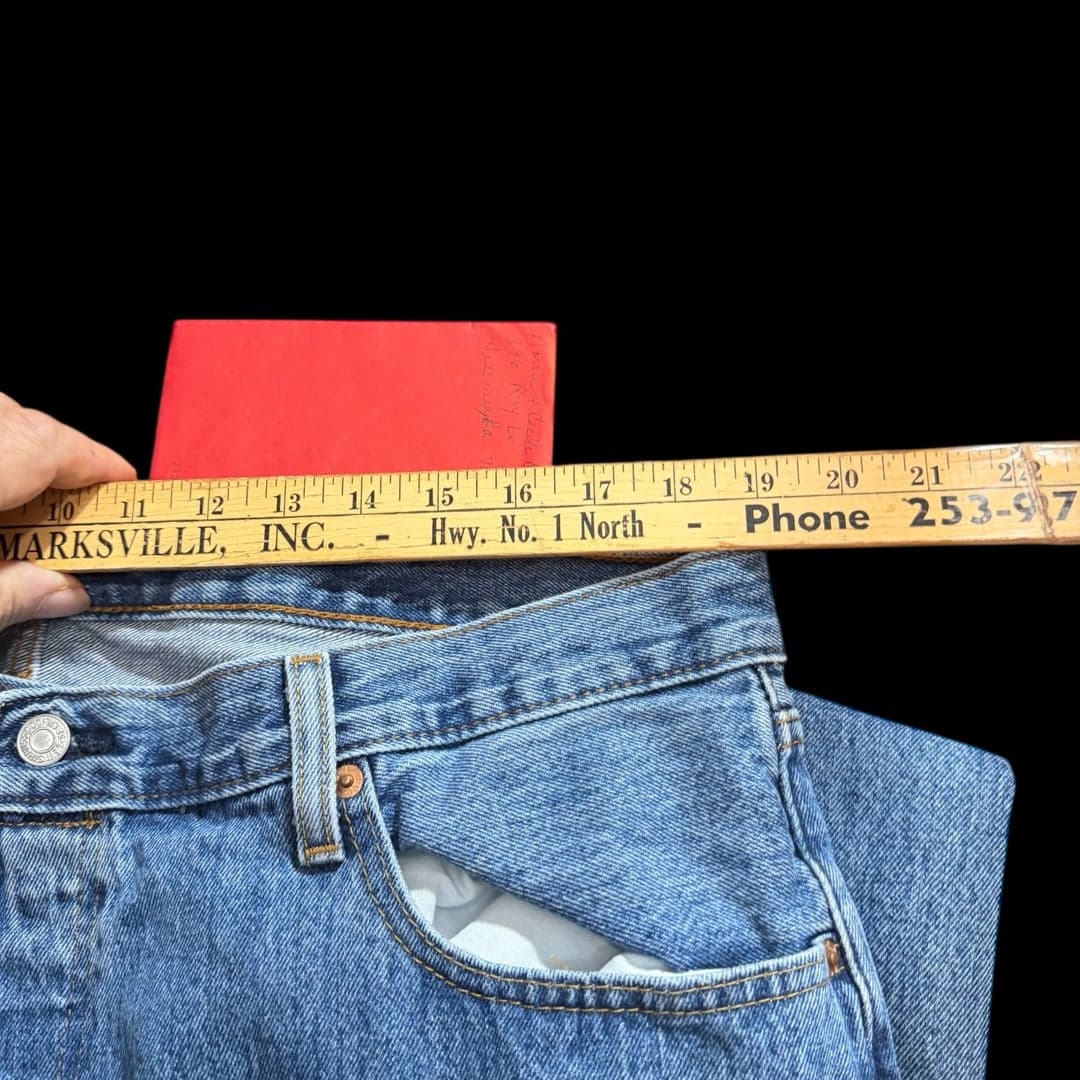 Levi’s 501 Original Fit Button Fly Blue Jeans Men’s W40 L30 - Thumbnail 7