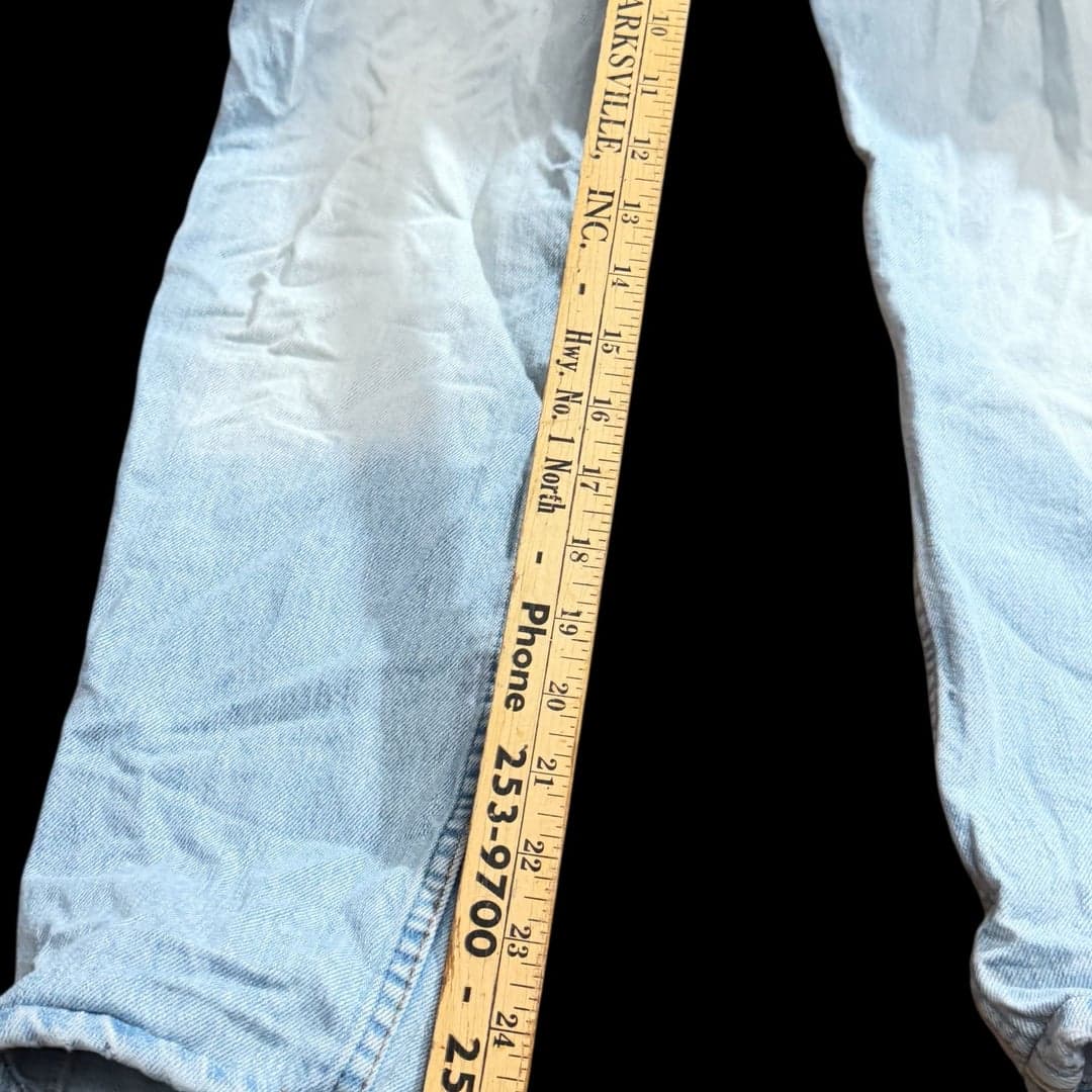 Levi’s 501 Original Jeans Men’s 31x32 Button Fly Straight Leg Denim - Thumbnail 6