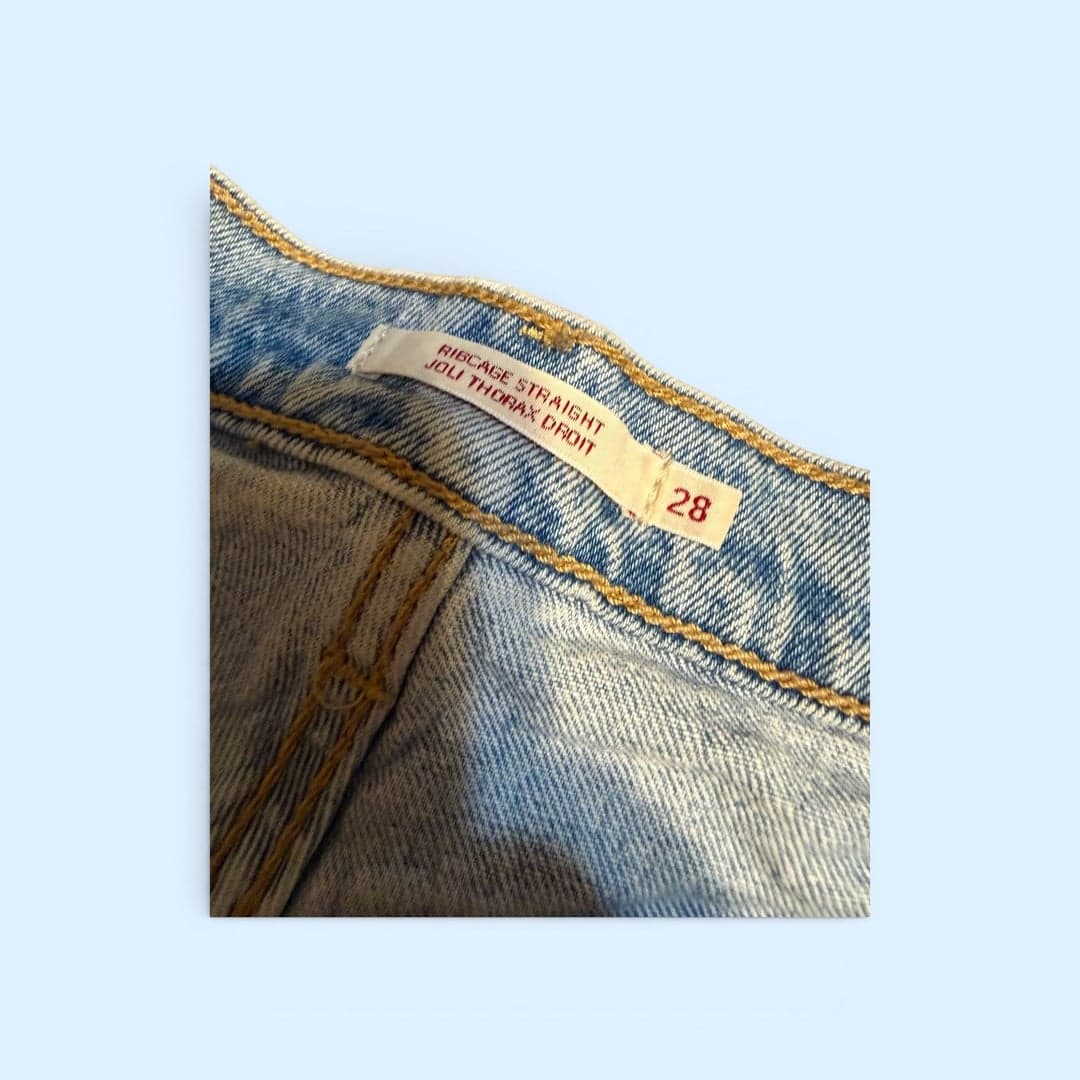 Vintage LEvi’s Big E Ribcage Straight W28 L27 - Thumbnail 8