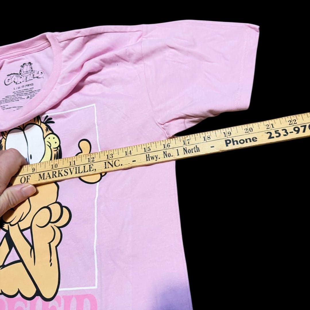 Garfield Square Crew Neck Short Sleeve Graphic T-Shirt - Thumbnail 6