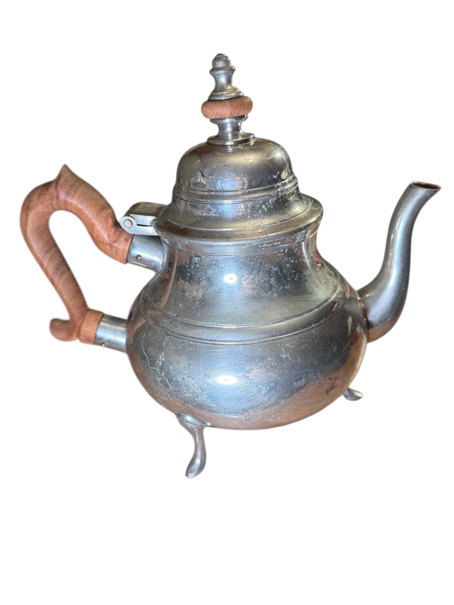 Vintage Wilton Armetale Pewter Coffee Tea Pot Wooden Handle Footed USA - Thumbnail 2