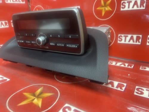 2014-2018 Mazda 3 Audio Radio AM FM Receiver BHN9 66 9R0 OEM MA119U - Thumbnail 3