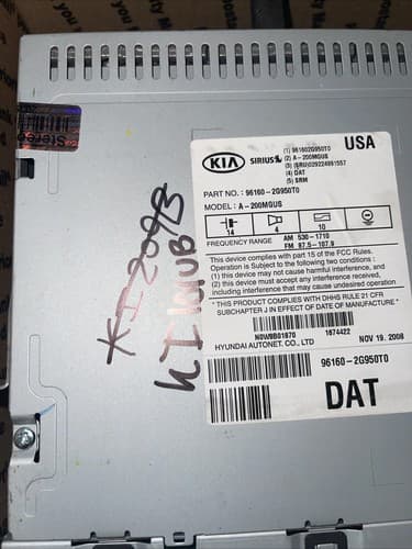 09 10 Kia Optima AM FM XM CD radio receiver OEM 96160-2G950T0 KI101BU - Thumbnail 4