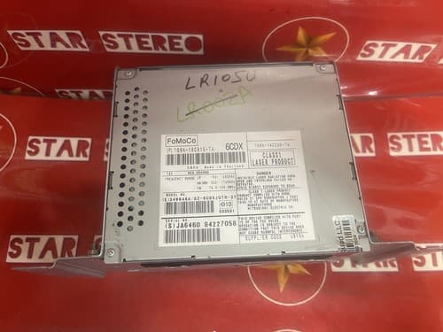 2008-2012 Land Rover LR2 Radio Receiver 6 Disc CD Player 7G9N-18C815-TA OEM - Thumbnail 4