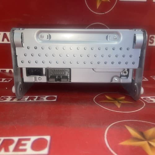 2008-2011 Land Rover LR2 LR3 AM FM Radio 6 Disc CD Player 6G9N-18C815-TA LR107U - Thumbnail 6