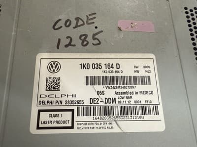2011-2016 Volkswagen Beetle Jetta Passat 1K0-035-164-D Radio CD Player OEM - Thumbnail 6