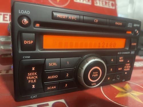 2011 NISSAN VERSA radio receiver AM-FM-6CD AUX 28185 ZW81D CY05E NI205U - Thumbnail 3