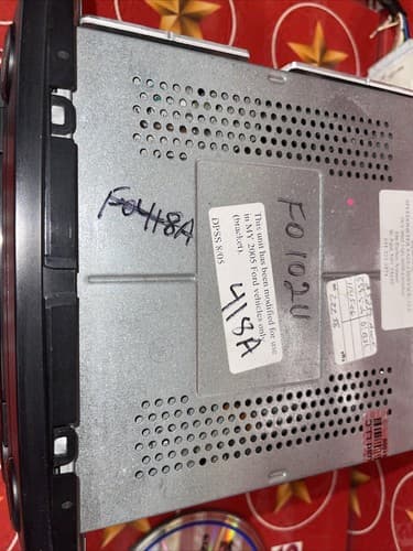 2005 2006 2007 Ford Five Hundred Mercury Montego Radio MP3 6 Disc CD Player - Thumbnail 6