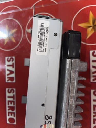 Ford OEM Sync 2 Screen APIM Receiver Module DJ5T-14F239-DA CJ5T18B955FC FO113AU - Thumbnail 4