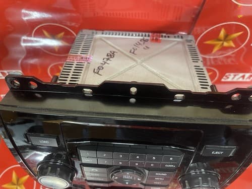 2008-2012 Ford Escape Mariner Center Dash AM FM CD Radio Player OEM FO146U - Thumbnail 3