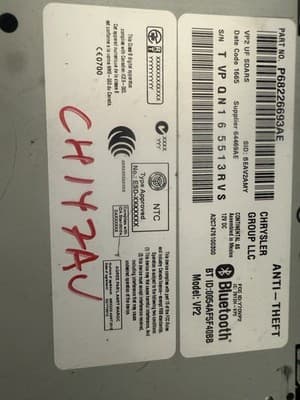 2015 - 2016 Chrysler 200 OEM RA2 VP2 Touch Screen Bluetooth SAT Media Reciever - Thumbnail 8