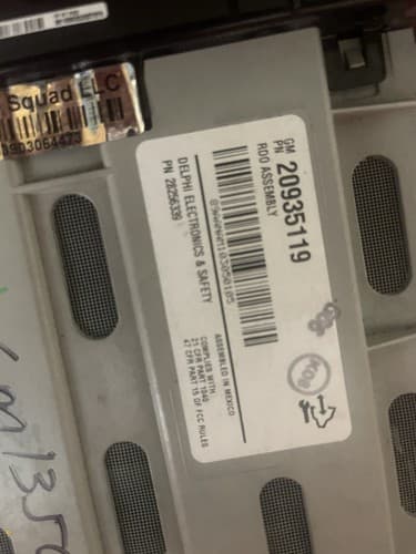 UNLOCKED GMC CHEVY BUICK RADIO AUX USB MP3 CD Player 20935119 GM135U - Thumbnail 6