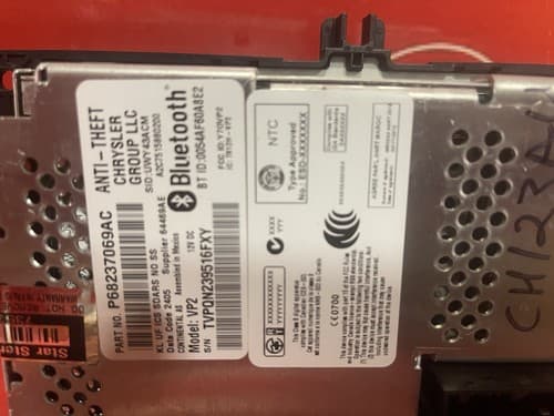 2016-2017 Chrysler 200 Satellite Radio Receiver Screen P68237069AC CH123AU - Thumbnail 9