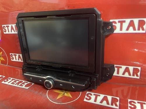 17 18 19 Chevy GM SILVERADO SIERRA RADIO DISPLAY SCREEN 42430301 GM134U - Thumbnail 2