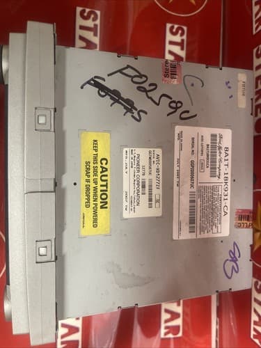 2008-2010 LINCOLN MKX NAVIGATION RADIO 6 CD PLAYER 8A1T-18K931-CA OEM FO259U - Thumbnail 4