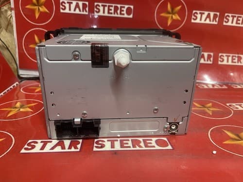 UNLOCKED Saturn Outlook Radio Stereo MP3 6 CD Player 25827115 GM149U - Thumbnail 4