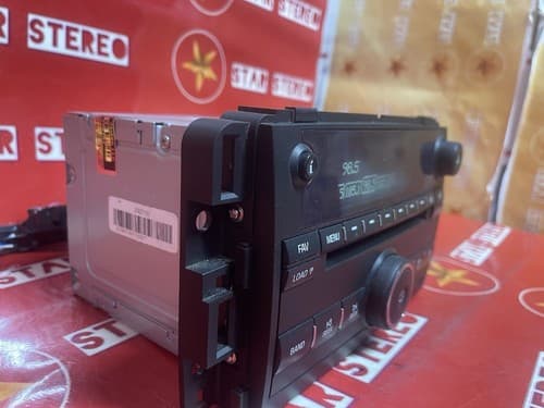 UNLOCKED Saturn Outlook Radio Stereo MP3 6 CD Player 25827115 GM149U - Thumbnail 3