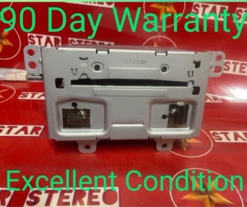 2013 Buick Chevrolet GMC AM FM Radio mp3 CD Player Part 23135481 GM151U - Image 1