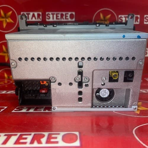 2005 2006 2007 MERCEDES BENZ OEM AM FM Radio CD Player A 203 870 51 89 ME110U - Thumbnail 4