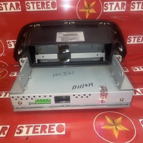 2005-2006 Honda Odyssey Information Display Screen OEM 39810-SHJ-A010-M1 HO111U - Thumbnail 5