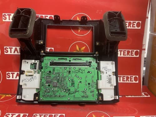 2006 - 2008 Infini FX35 Center Dash Rad Climate Bezel P 28395 CL70A OEM NI239U - Thumbnail 4