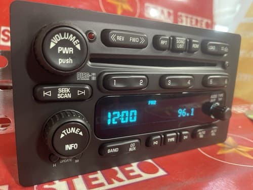 2005 - 2009 GMC ENVOY XL AM FM RADIO 6 CD PLAYER RECEIVER OEM, 15234935 GM138U - Thumbnail 4