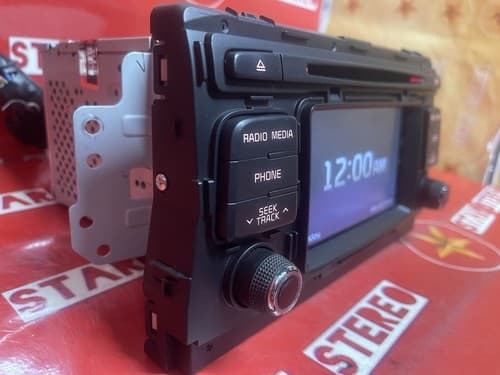 2016-2018 Kia Optima AM FM CD Player Receiver 96180-D5100WK OEM KI163U - Thumbnail 3