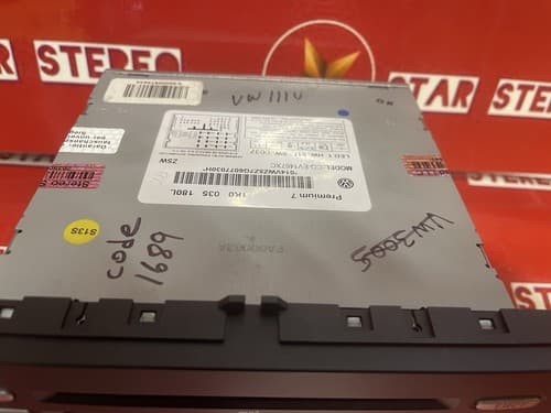 2006-2007 Volkswagen Golf Jetta Am Fm Cd Player Radio 1K0 035 180 G OEM VW111U - Thumbnail 4