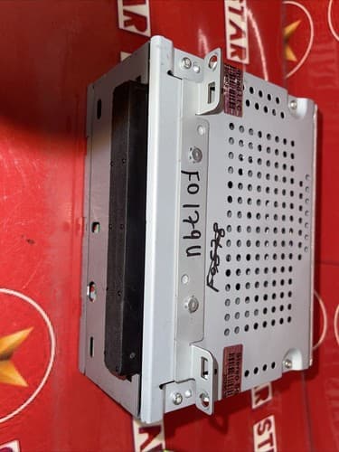 2017 2018 Ford FOCUS Receiver, AM FM CD Radio FM5T-19C107-JH FO179U - Thumbnail 4