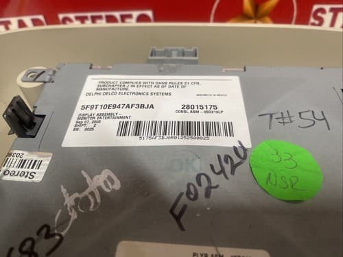 2005 FORD FREESTYLE REAR ENTERTAINMENT SYSTEM VIDEO DISPLAY SCREEN MONITOR FO242 - Thumbnail 5