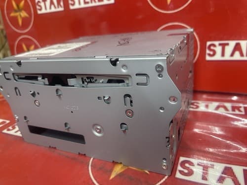 2009-2010 Nissan Maxima AM FM 6 CD MP3 Radio Receiver 259159N00B OEM NI220U - Thumbnail 4