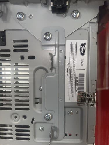 2011 2012 FORD ESCAPE AM FM MP3 RECEIVER CD PLAYER OEM BL8T-19C157-AC FO216U - Thumbnail 4